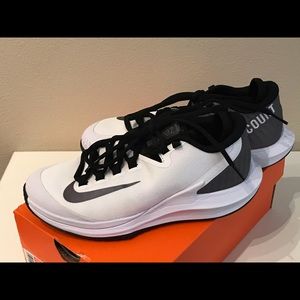 NWOT Nike Court Air Zoom Zero Tennis Shoes NWOT